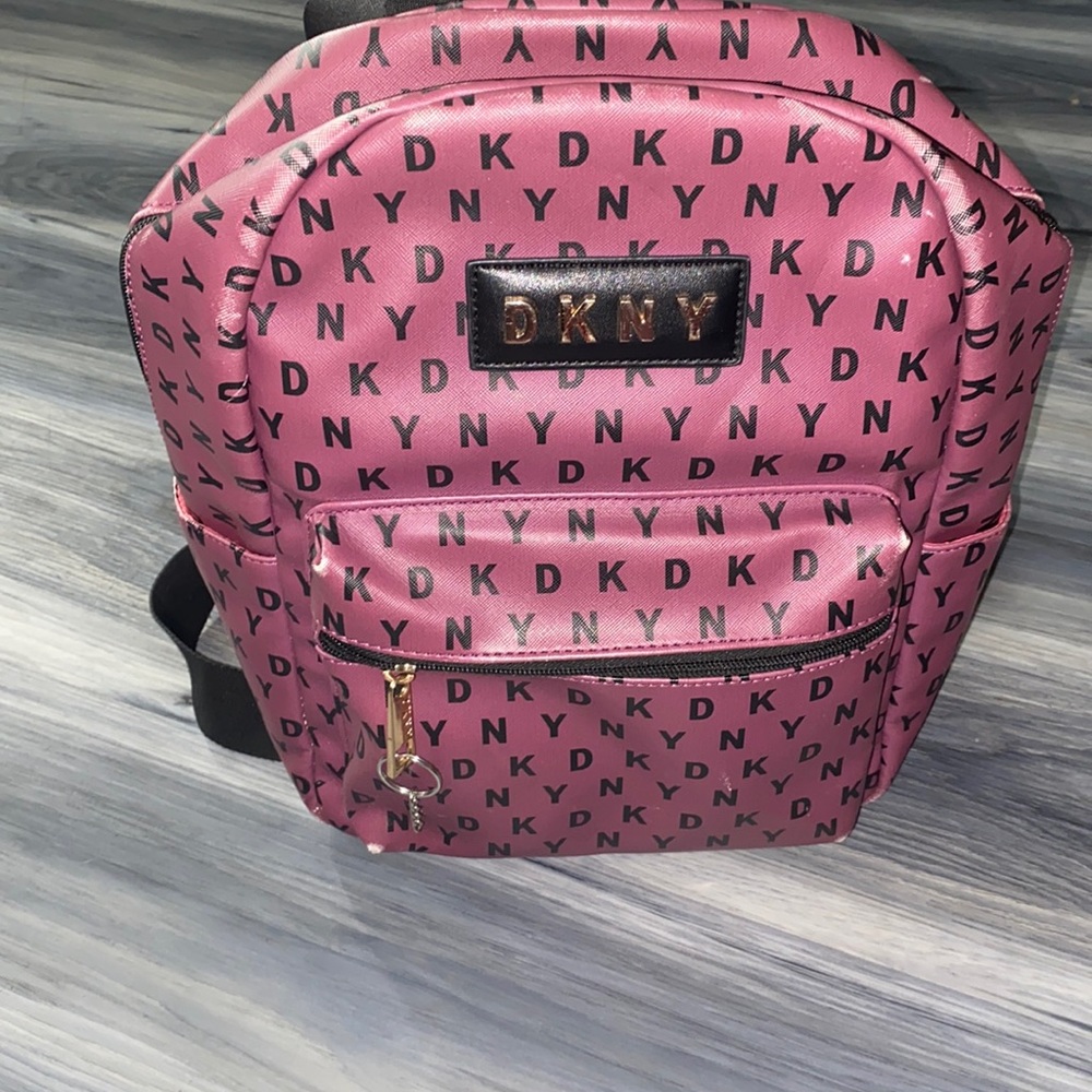 DKNY Stylish back pack!